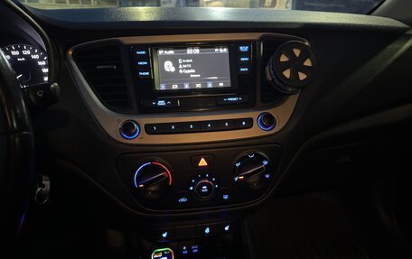 Hyundai Solaris II рестайлинг, 2018 год, 1 249 999 рублей, 14 фотография
