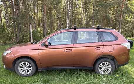 Mitsubishi Outlander III рестайлинг 3, 2012 год, 1 300 000 рублей, 1 фотография