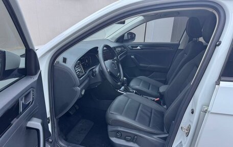Volkswagen T-Roc I, 2021 год, 2 100 000 рублей, 5 фотография