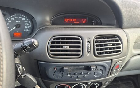 Renault Scenic III, 2000 год, 225 000 рублей, 10 фотография