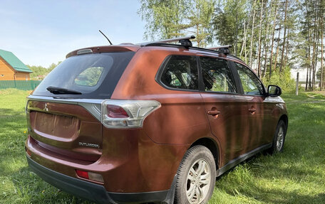 Mitsubishi Outlander III рестайлинг 3, 2012 год, 1 300 000 рублей, 5 фотография