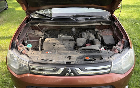 Mitsubishi Outlander III рестайлинг 3, 2012 год, 1 300 000 рублей, 14 фотография