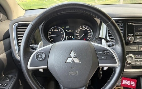 Mitsubishi Outlander III рестайлинг 3, 2012 год, 1 300 000 рублей, 11 фотография