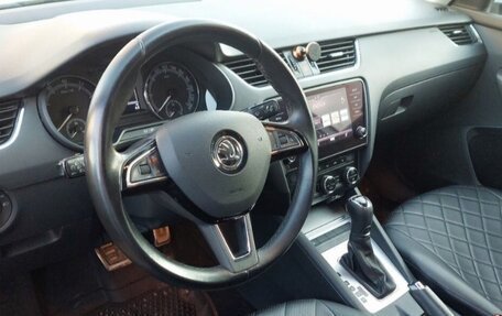 Skoda Octavia, 2020 год, 1 900 000 рублей, 10 фотография