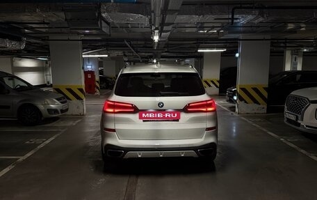 BMW X5, 2019 год, 5 300 000 рублей, 3 фотография