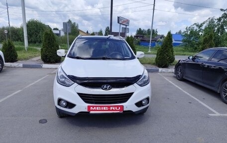 Hyundai ix35 I рестайлинг, 2014 год, 1 850 000 рублей, 2 фотография