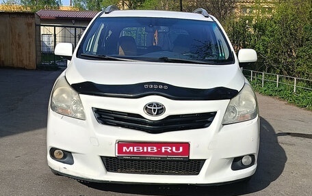 Toyota Verso I, 2011 год, 930 000 рублей, 1 фотография