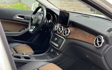 Mercedes-Benz GLA, 2018 год, 2 345 000 рублей, 10 фотография