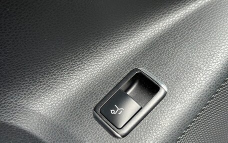 Mercedes-Benz GLA, 2018 год, 2 345 000 рублей, 19 фотография