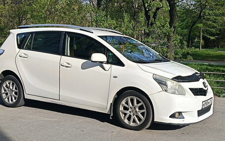 Toyota Verso I, 2011 год, 930 000 рублей, 9 фотография