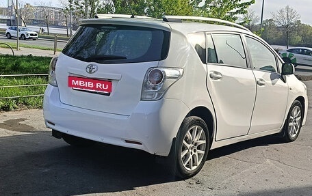Toyota Verso I, 2011 год, 930 000 рублей, 8 фотография