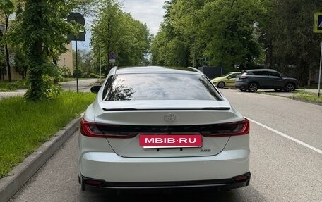 Toyota Camry, 2024 год, 3 350 000 рублей, 4 фотография