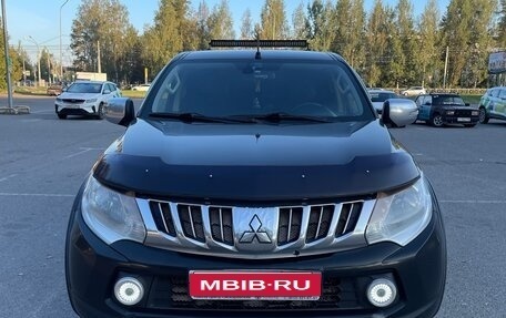 Mitsubishi L200 IV рестайлинг, 2015 год, 1 650 000 рублей, 1 фотография