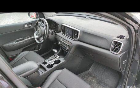 KIA Sportage IV рестайлинг, 2019 год, 2 410 000 рублей, 6 фотография