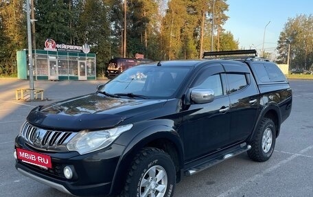 Mitsubishi L200 IV рестайлинг, 2015 год, 1 650 000 рублей, 2 фотография