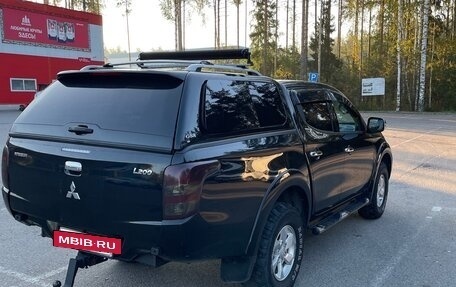 Mitsubishi L200 IV рестайлинг, 2015 год, 1 650 000 рублей, 3 фотография