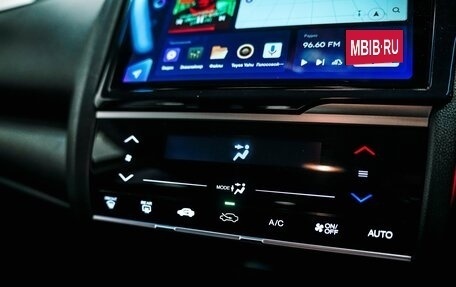 Honda Fit III, 2019 год, 1 250 000 рублей, 23 фотография