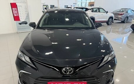 Toyota Camry, 2023 год, 4 199 000 рублей, 2 фотография