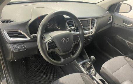 Hyundai Solaris II рестайлинг, 2019 год, 1 199 800 рублей, 8 фотография