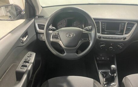 Hyundai Solaris II рестайлинг, 2019 год, 1 199 800 рублей, 11 фотография