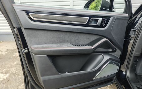 Porsche Cayenne III, 2021 год, 12 590 000 рублей, 24 фотография