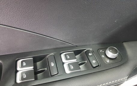 Geely Coolray I, 2022 год, 1 499 000 рублей, 8 фотография