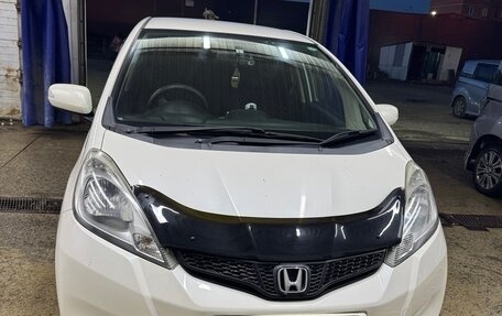 Honda Fit III, 2010 год, 685 000 рублей, 7 фотография