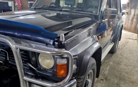 Nissan Safari IV, 1993 год, 1 300 000 рублей, 3 фотография