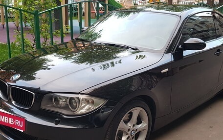 BMW 1 серия, 2009 год, 1 420 000 рублей, 2 фотография
