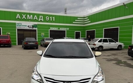 Hyundai Solaris II рестайлинг, 2014 год, 710 000 рублей, 4 фотография