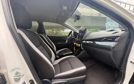 Toyota Yaris XP150 рестайлинг, 2022 год, 1 199 123 рублей, 11 фотография