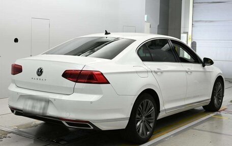 Volkswagen Passat B8 рестайлинг, 2022 год, 1 720 010 рублей, 2 фотография