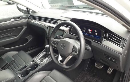 Volkswagen Passat B8 рестайлинг, 2022 год, 1 720 010 рублей, 9 фотография