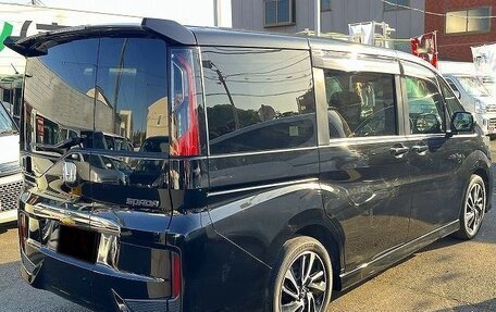 Honda Stepwgn IV, 2021 год, 2 000 000 рублей, 6 фотография