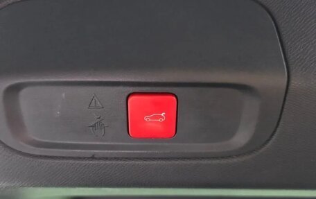 Peugeot 408, 2023 год, 2 240 000 рублей, 23 фотография