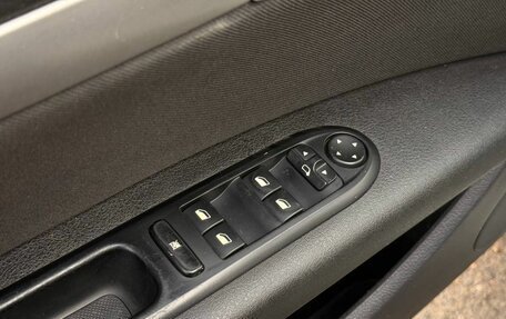 Peugeot 407, 2006 год, 340 000 рублей, 17 фотография