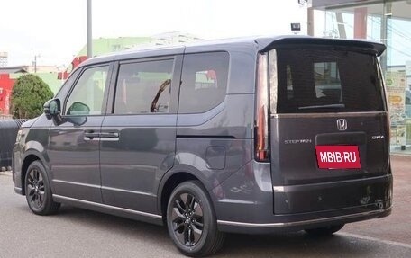 Honda Stepwgn, 2025 год, 2 500 000 рублей, 6 фотография