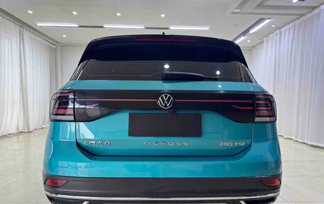 Volkswagen T-Cross I, 2023 год, 1 399 888 рублей, 5 фотография