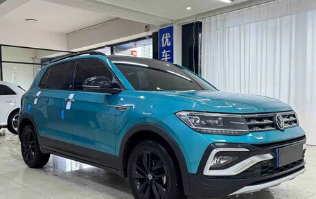 Volkswagen T-Cross I, 2023 год, 1 399 888 рублей, 3 фотография
