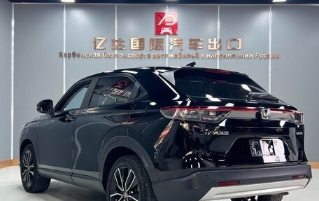 Honda Vezel, 2022 год, 1 824 000 рублей, 6 фотография