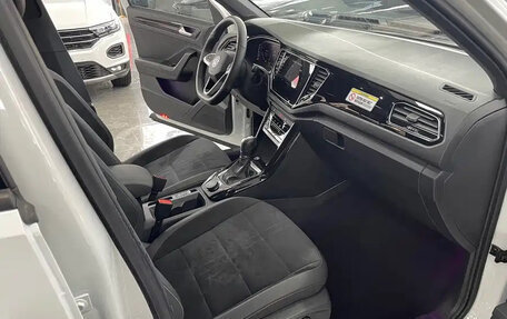 Volkswagen T-Roc I, 2023 год, 1 510 888 рублей, 9 фотография