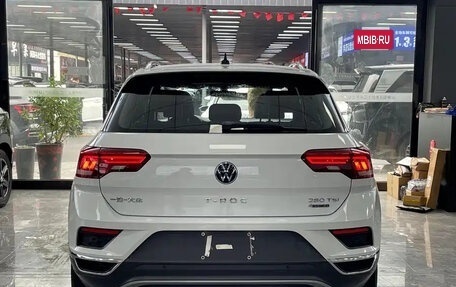 Volkswagen T-Roc I, 2023 год, 1 510 888 рублей, 6 фотография