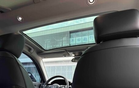 Honda Vezel, 2022 год, 1 749 000 рублей, 12 фотография
