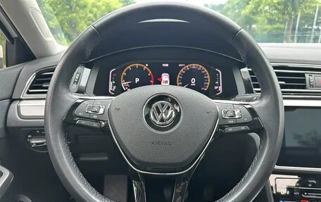 Volkswagen Passat B8 рестайлинг, 2022 год, 1 950 004 рублей, 11 фотография
