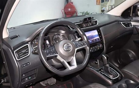 Nissan Qashqai, 2021 год, 1 850 000 рублей, 2 фотография