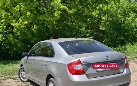 Skoda Rapid I, 2013 год, 1 050 000 рублей, 2 фотография