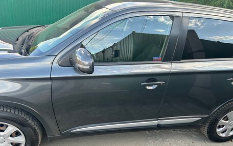 Mitsubishi Outlander III рестайлинг 3, 2018 год, 2 180 000 рублей, 5 фотография