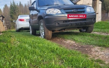 Chevrolet Niva I рестайлинг, 2013 год, 475 000 рублей, 3 фотография