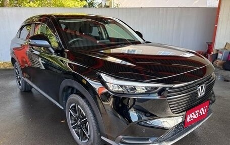 Honda Vezel, 2023 год, 1 956 632 рублей, 6 фотография