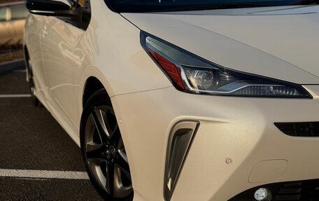 Toyota Prius IV XW50, 2022 год, 2 050 000 рублей, 6 фотография